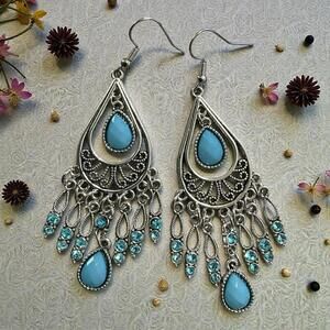 Turquoise Chandelier Dangle Earrings NWOT Boho Gypsy Teardrop Silver Tone